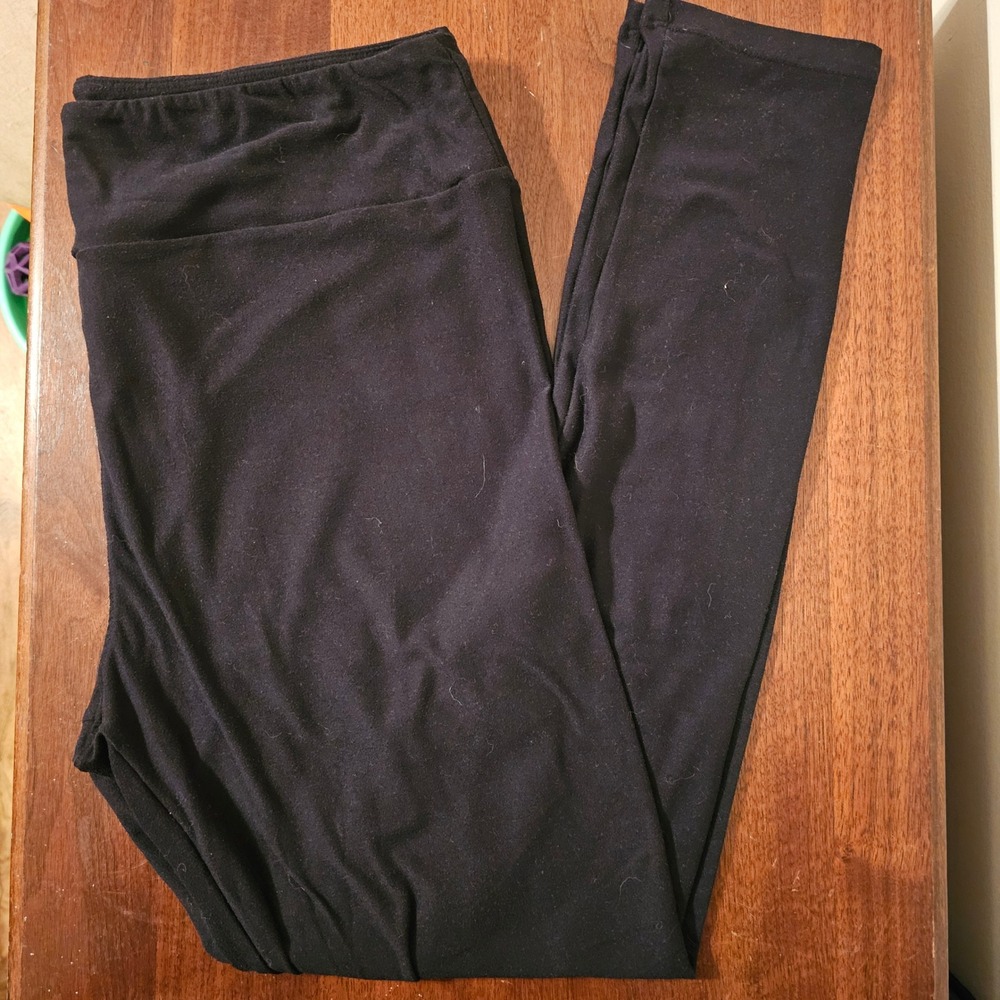 LuLaRoe Leggings Tall & Curvy TC Solid Black Buttery Soft High Waisted Stretch